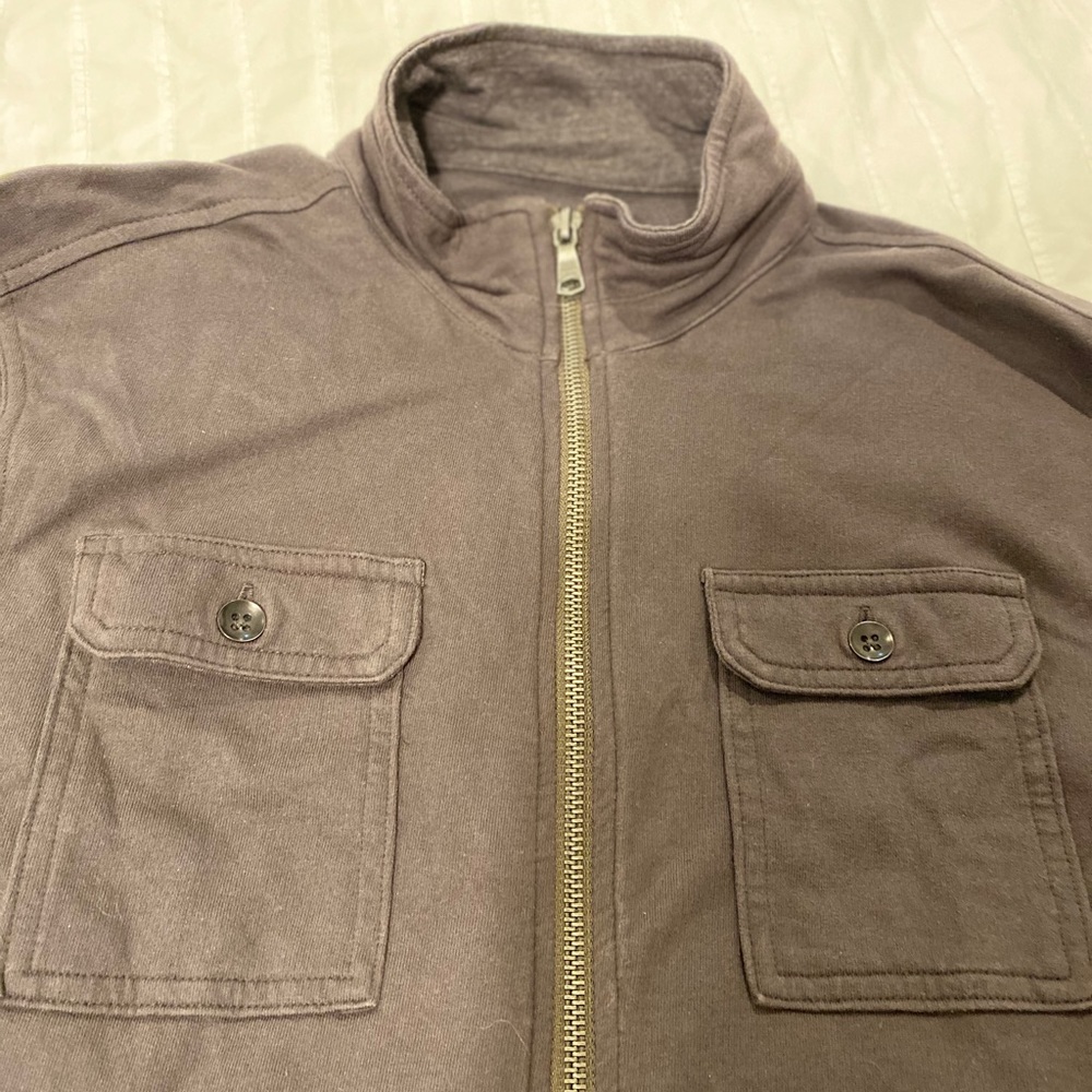 Men’s zip up sweater